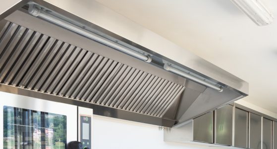 UV Kitchen Exhaust: Self-Cleaning Technology